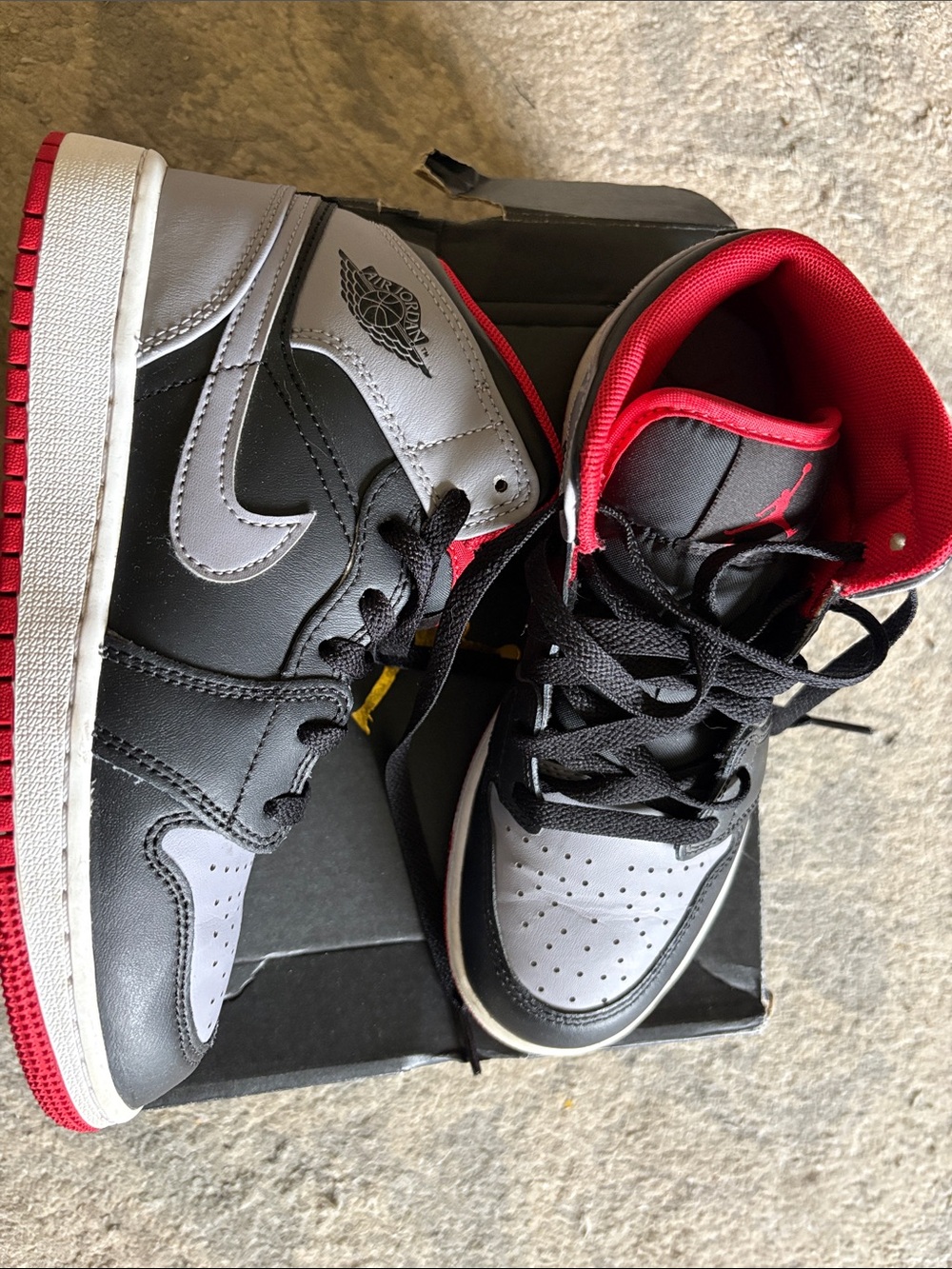 Nike Kids High-Top Sneakers in Black, Gray & Red